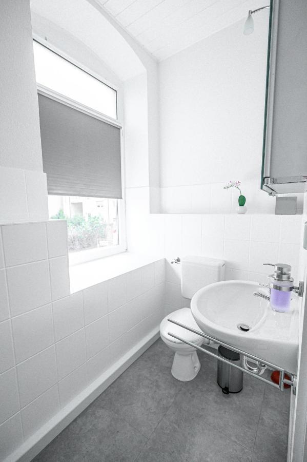 Kleine, Ruhig Gelegene Ferienwohnung In 플라우엔 외부 사진